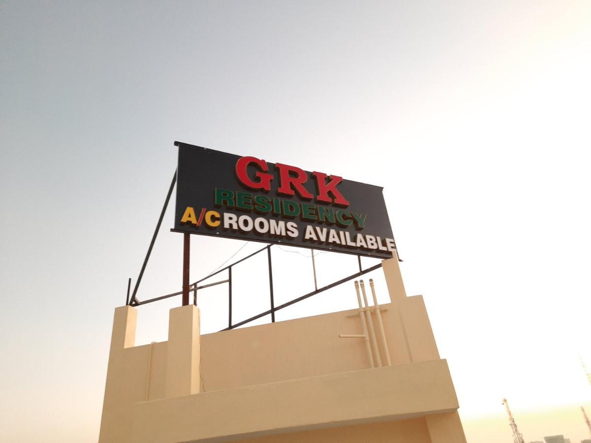 Grk Residency 호텔 Gūduvāncheri 외부 사진